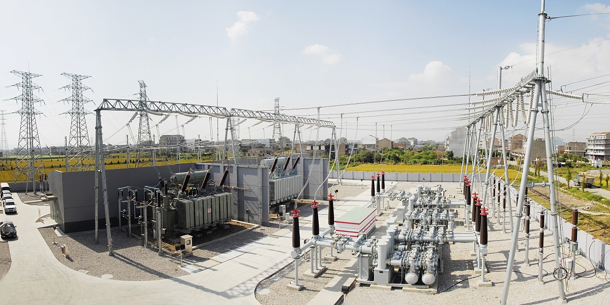 中国亲手打破西方垄断40年重写高铁“心脏”密码技术永不出售(图1)